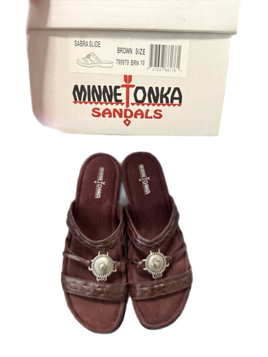 Minnetonka Sandals Brown Sabra Slides with Braided Leather Silver Accent - Picture 7 of 9